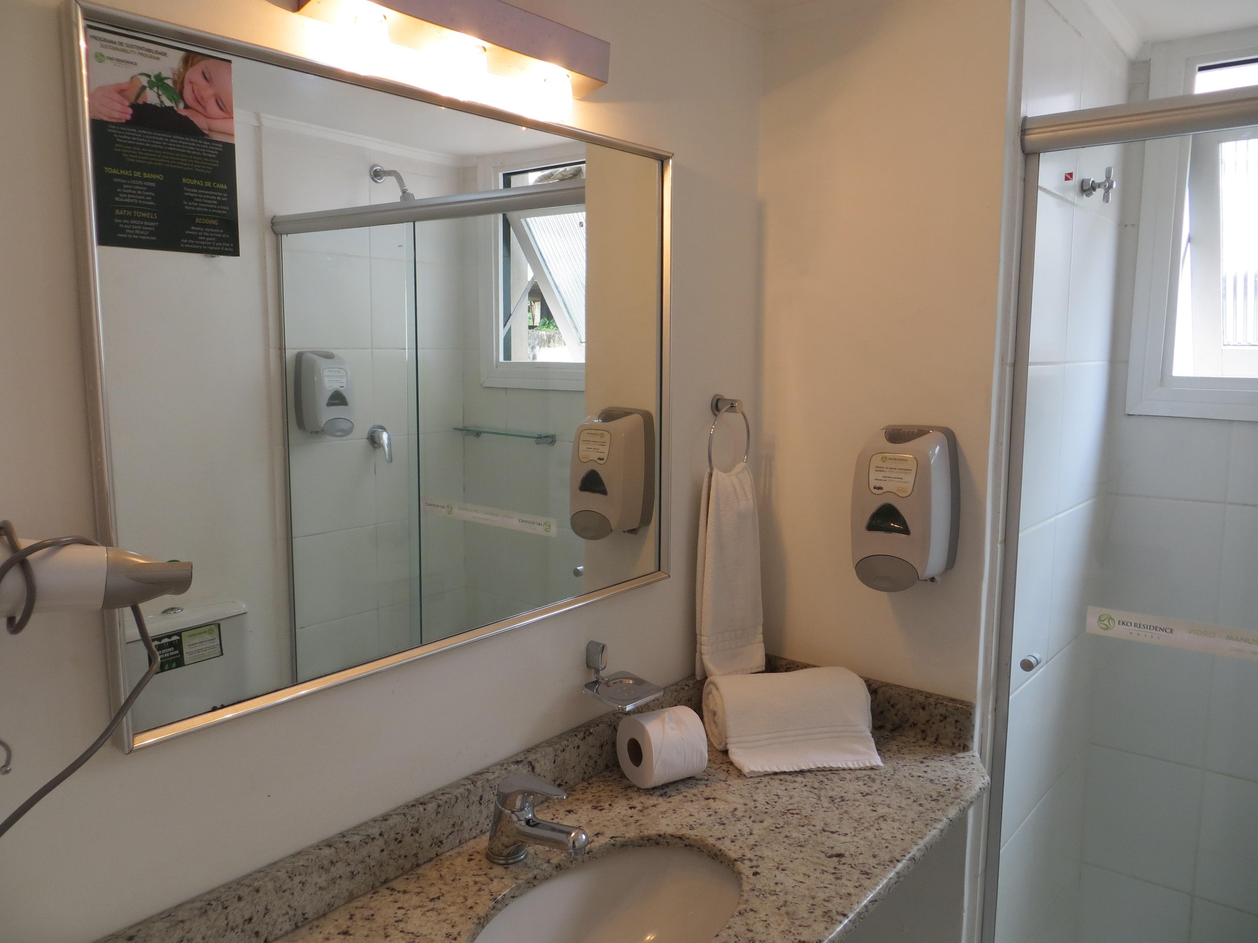 Eko Residence Hotel - Proximo A Santa Casa E Auditorio Araujo Vianna ปอร์โตอัลเลเกร ภายนอก รูปภาพ
